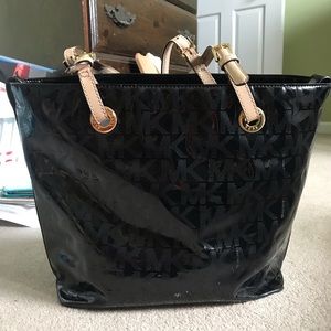 MK Jet Set Mirror Black Metalic Monogram